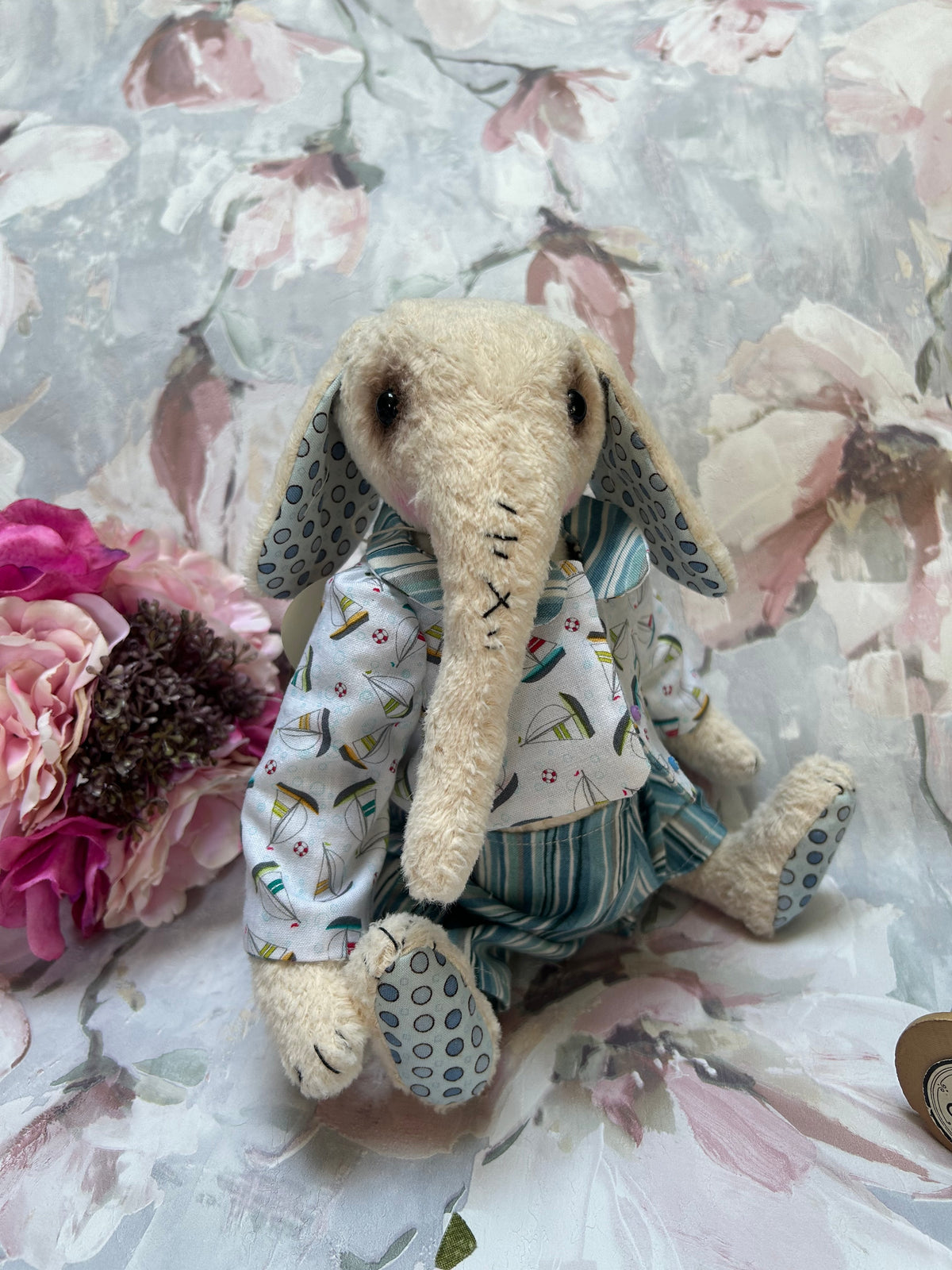Handmade Mohair Artist Bear/Elephant 28cm Collectable Keepsake heirloom OOAK