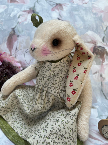 Handmade Mohair Artist Bear Hare 28cm Collectable Keepsake heirloom OOAK
