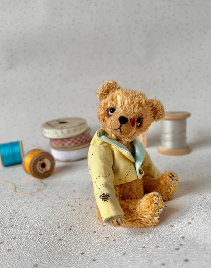 Bernie - Handmade Mohair Artist Bear  17cm