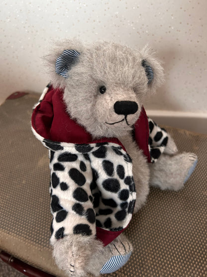 Aran  - Handmade Grey Alpaca Artist Bear 30cm
