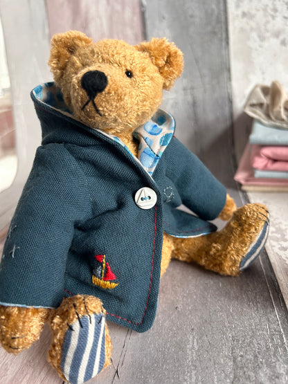 Handmade Mohair Artist Bear 21cm