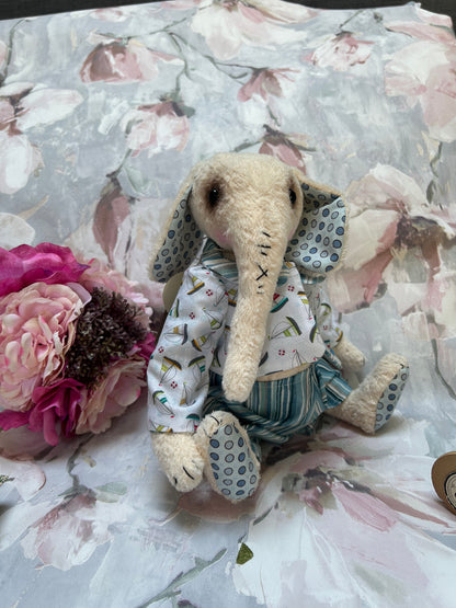 Handmade Mohair Artist Bear/Elephant 28cm Collectable Keepsake heirloom OOAK