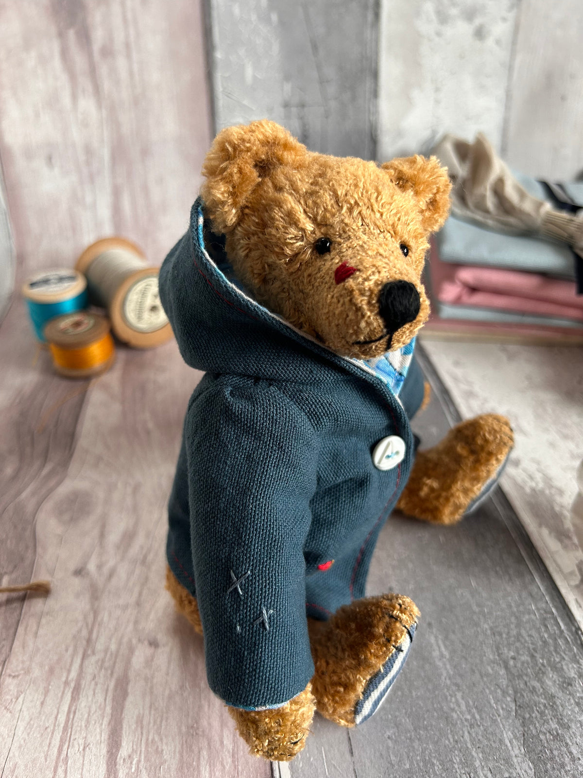 Handmade Mohair Artist Bear 21cm
