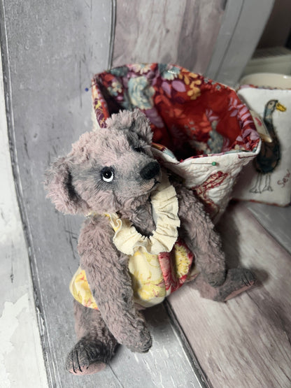 Handmade MohairvArtist Bear 30cm