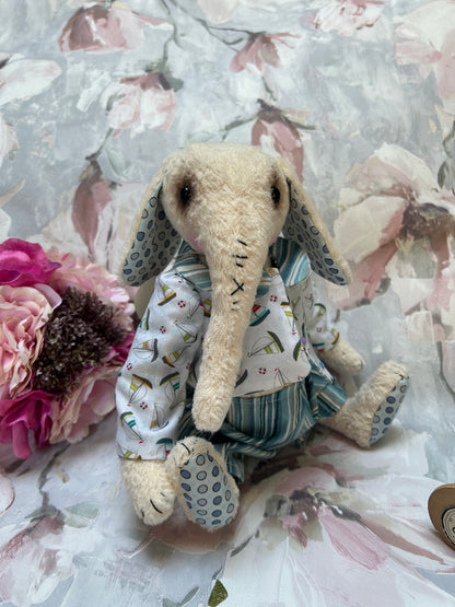 Handmade Mohair Artist Bear/Elephant 28cm Collectable Keepsake heirloom OOAK
